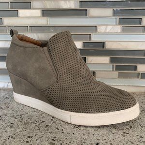 Susina | Wedged Shoes